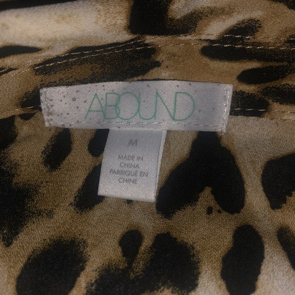 Abound Tan Leopard Camp Shirt - Picture 7 of 12